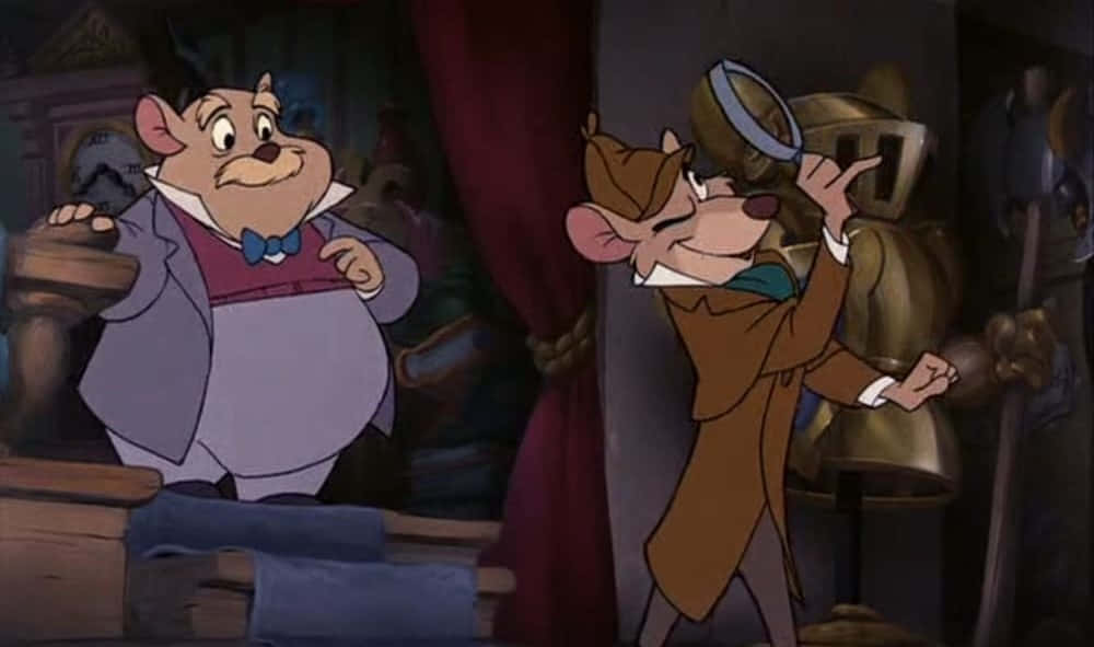 The Great Mouse Detective 桌布 壁紙 — 兩隻動畫老鼠穿著復古服裝，一隻穿著西裝打領結，另一隻穿著風衣，在燈光昏暗的房間裡拿著放大鏡。