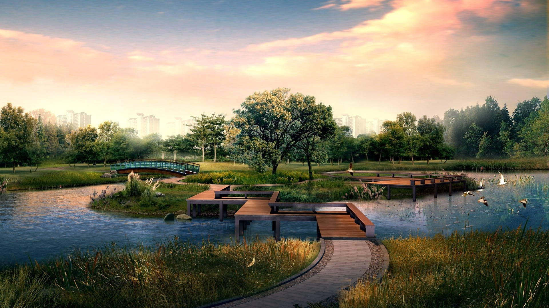 公園風景 Photoshop 高畫質壁紙 壁紙 — 日落時分寧靜的公園池塘，設有木製平台、鳥類和遠處的城市天際線，沐浴在溫暖的金色光芒中。