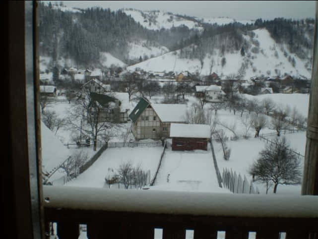 冬日村莊雪景 壁紙