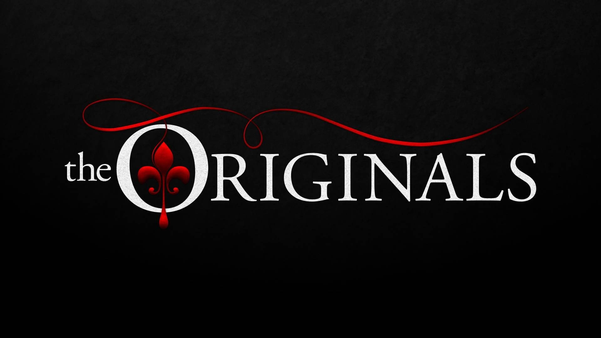 《初代吸血鬼》標題標誌 壁紙 — 白色襯線字體 'the ORIGINALS' 字樣，配上紅色鳶尾花和漩渦圖案，背景為帶紋理的黑色。