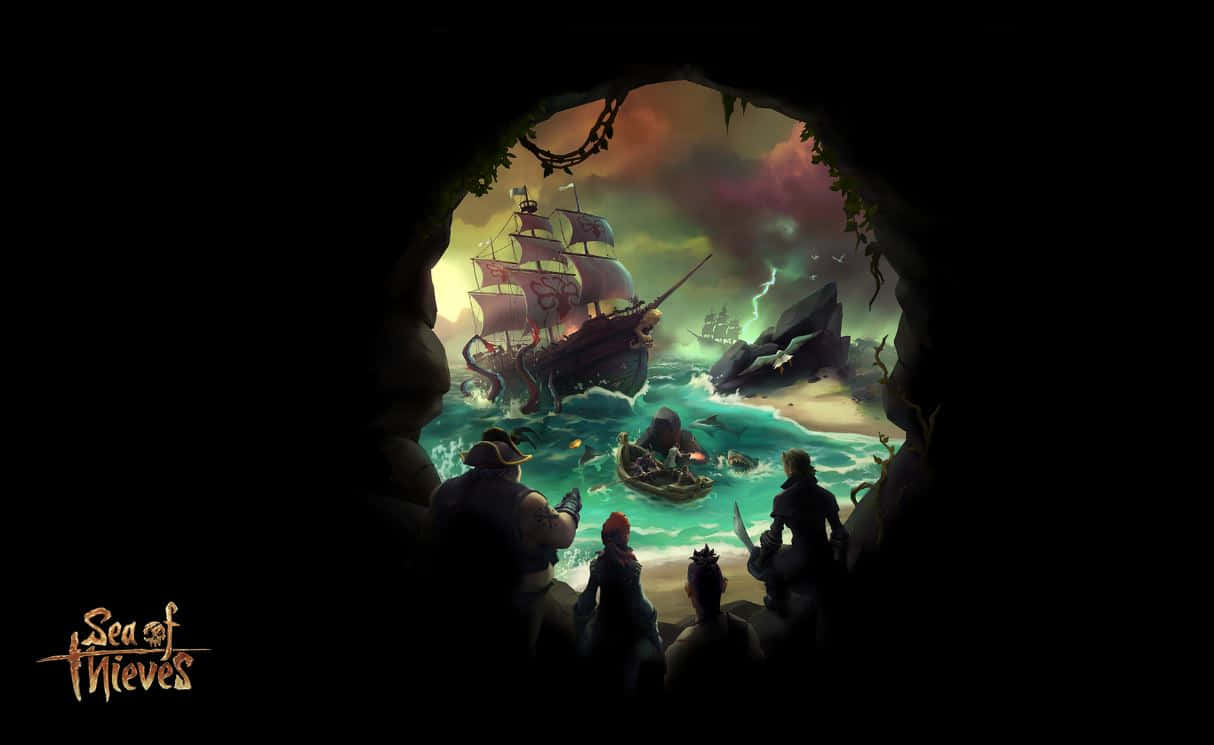 Sea Of Thieves 桌布 壁紙 — 剪影中的海盜從洞穴中窺視著暴風雨的大海，一艘巨大的海盜船正在與閃電和巨浪搏鬥。