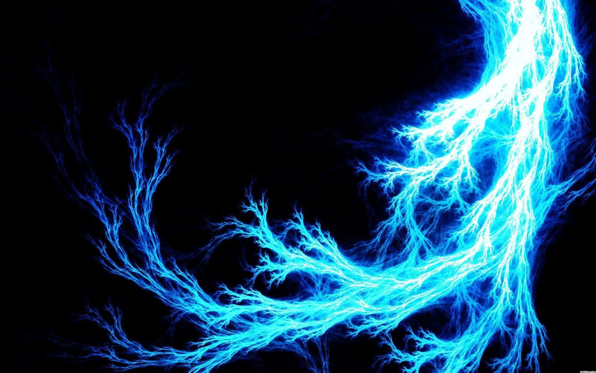 黑色背景上的藍色電閃電分形圖案