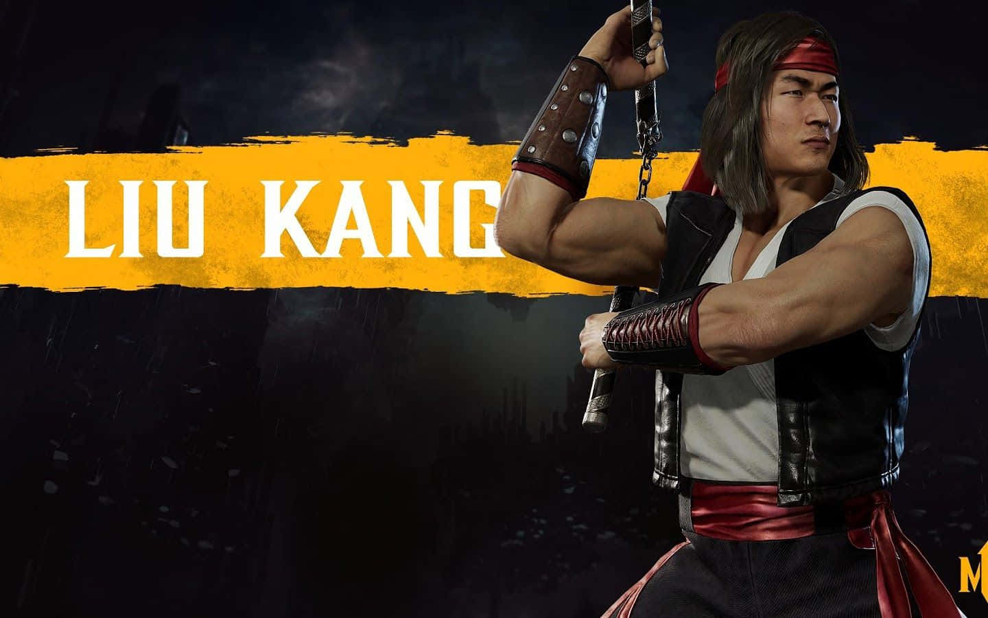 Mortal Kombat Liu Kang 桌布 壁紙 — 劉康手持標誌性的鏈棍，在黑暗風暴背景前擺出姿勢，並配有粗體黃色文字。