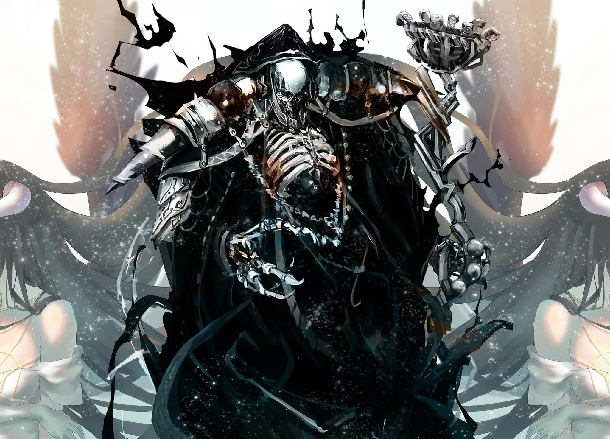 加入對抗納薩力克的戰鬥，置身《Overlord》世界 壁紙 — 一個身穿華麗黑色盔甲的威嚇骷髏戰士，站在破碎的玻璃和發光粒子之中，兩旁有鬼影幢幢。