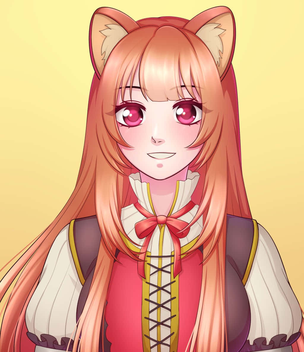 勇敢與善良的拉菲塔莉，堅韌的少女 壁紙 — 一個開心的動漫女孩，有狐狸耳朵和長長的粉紅色頭髮，穿著復古風格的連衣裙，在柔和的黃色背景前溫暖地微笑。