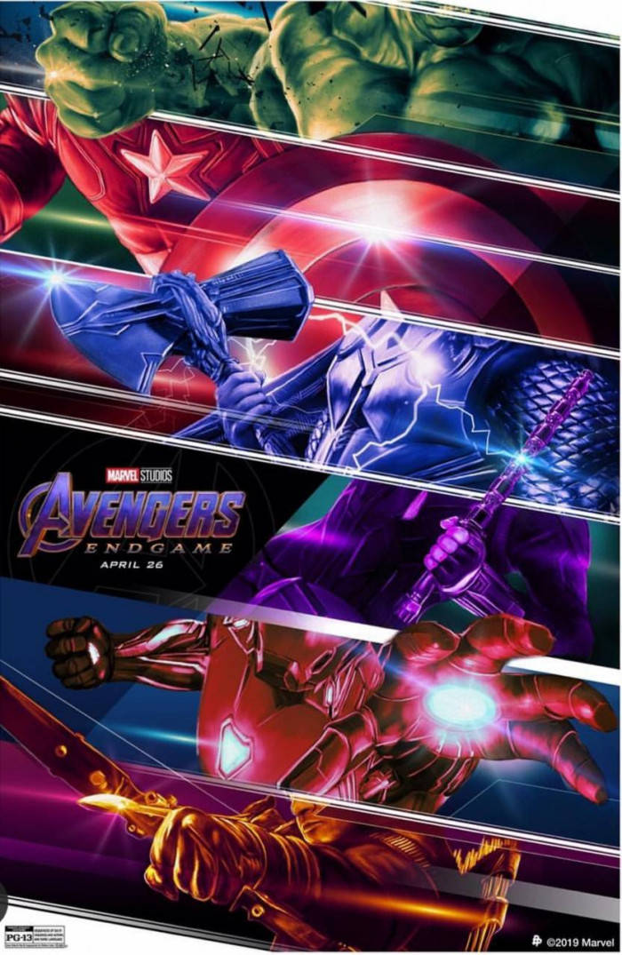 漫威 桌布 壁紙 — 動感漫畫風格海報， featuring Hulk、美國隊長、Thor 和 Iron Man 以英雄姿勢呈現，配以發光武器和能量效果。
