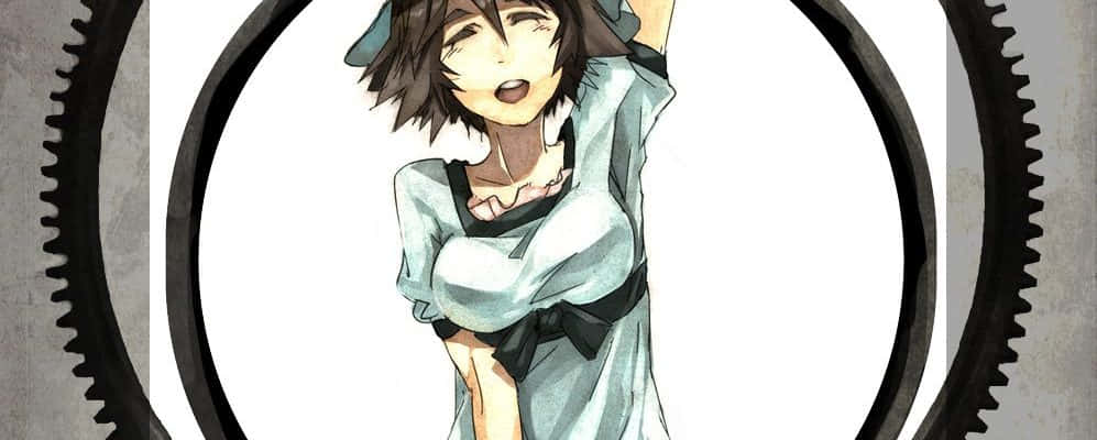 Mayuri Shiina 桌布 壁紙 — 動漫女孩，一頭凌亂的棕色頭髮，身穿淺藍色連衣裙，在白色背景上被巨大的黑色齒輪環繞，露出喜悅的笑容。