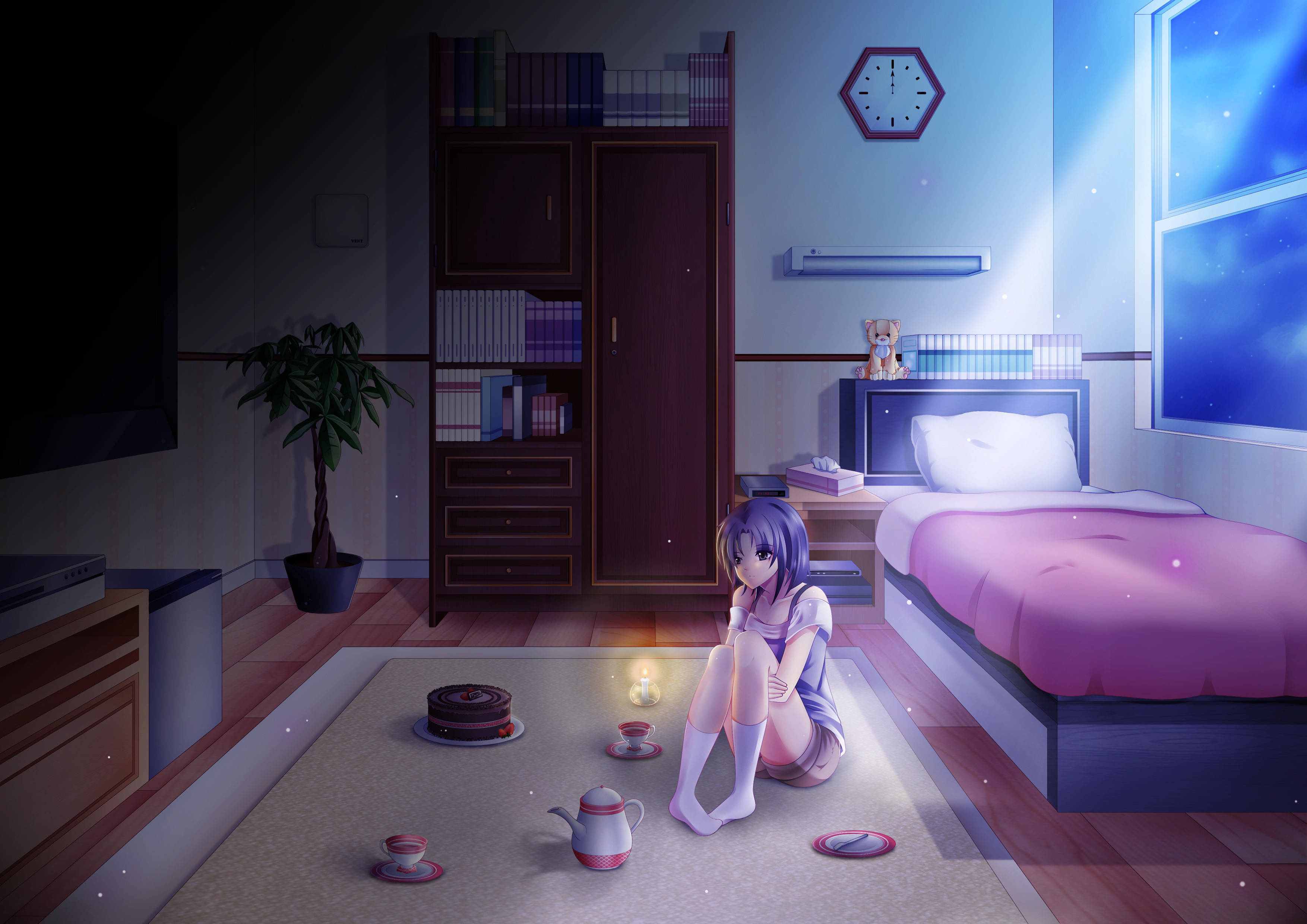 動漫女孩與茶杯臥室 壁紙 — 一個紫髮動漫女孩獨自坐在昏暗臥室的地毯上，被蠟燭和窗外的星光照亮，周圍有茶具和蛋糕。