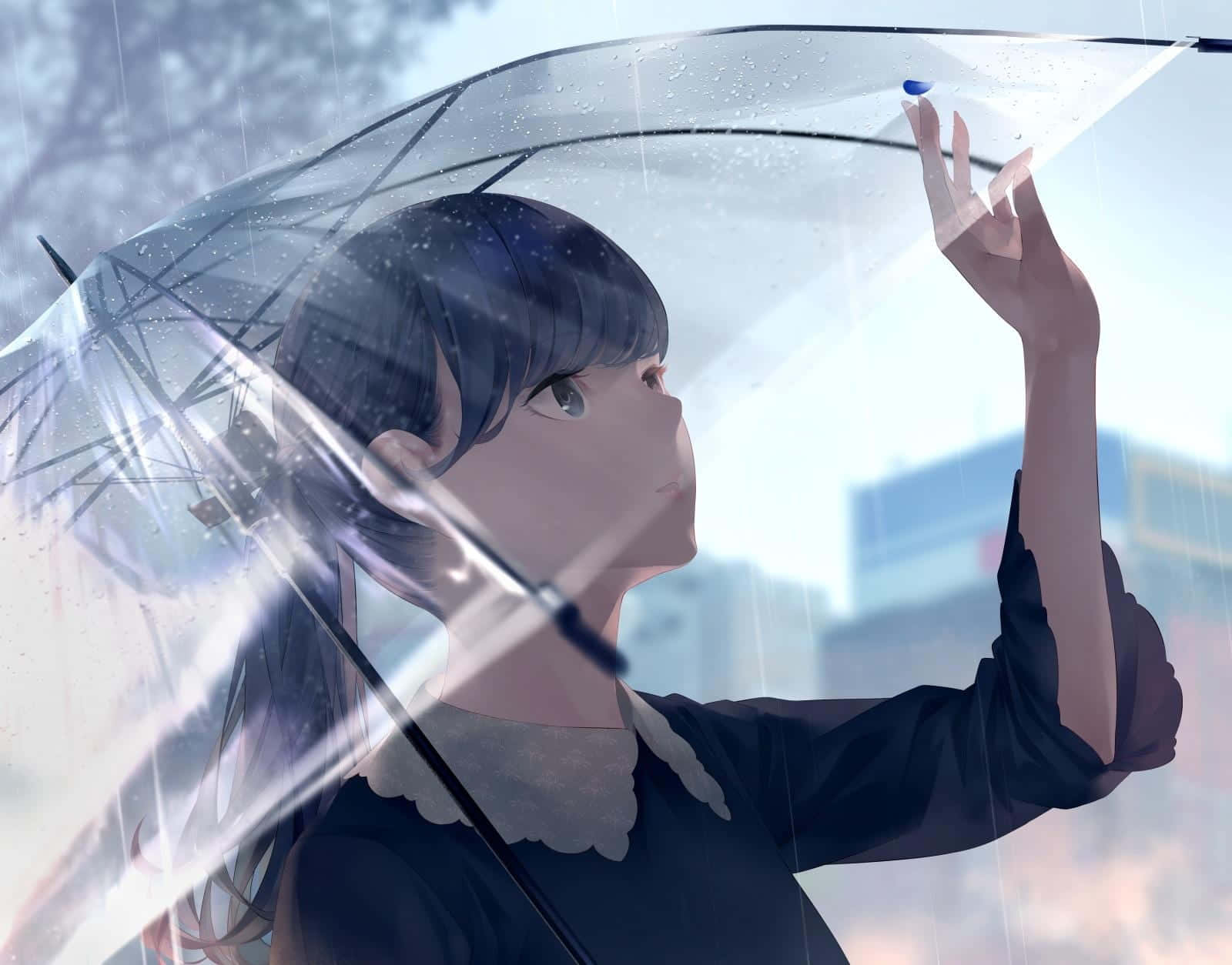 動漫女孩在雨中的城市黃昏時拿著透明雨傘。