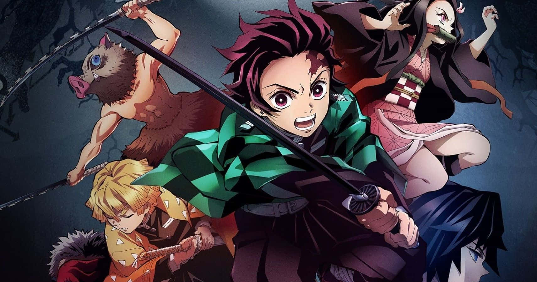 Demon Slayer Fight 桌布 壁紙 — 動漫戰士在黑暗陰鬱的背景中以劍擺出動態戰鬥姿勢。