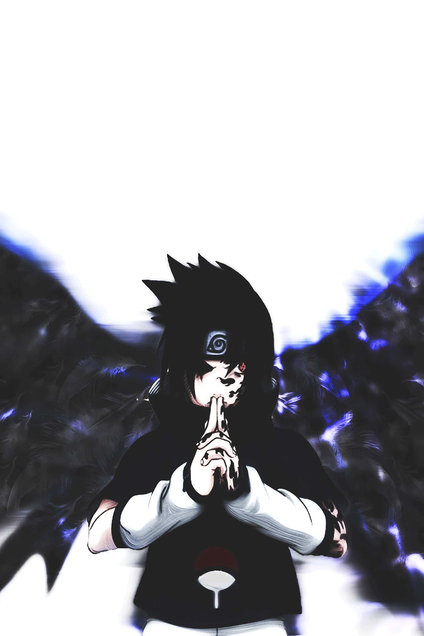 Sasuke Uchiha Cursed Mark 桌布 壁紙 — 動漫角色，黑色刺蝟頭，紅色眼睛，在白色背景上對著發光的藍色翅膀結手印。