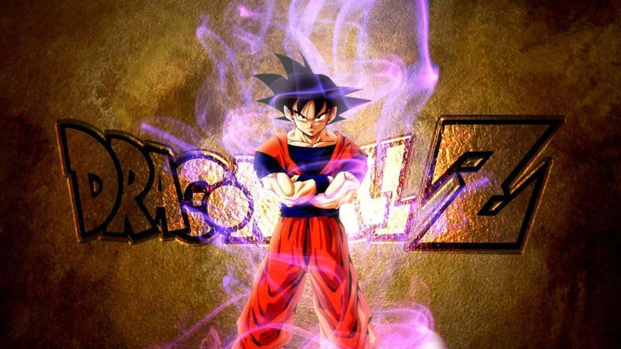 Dragon Ball Z Kai 桌布 壁紙 — 動漫角色悟空以戰鬥姿勢站立，被紫色能量包圍，身後有龍珠Z標誌。
