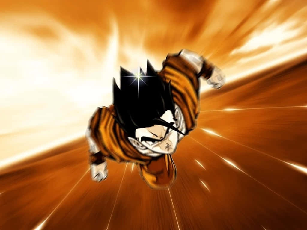 Mystic Gohan 桌布 壁紙 — 動漫角色悟空以超級賽亞人形態向前飛翔，身體散發出強烈能量，背景是金橙色的動態模糊效果。