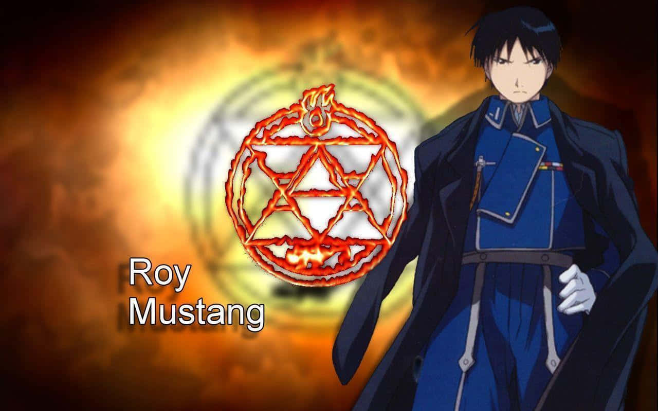 Roy Mustang 桌布 壁紙 — 動漫角色羅伊·馬斯坦古站在熾熱的橙色背景中，他的煉金術符號在他旁邊發光。