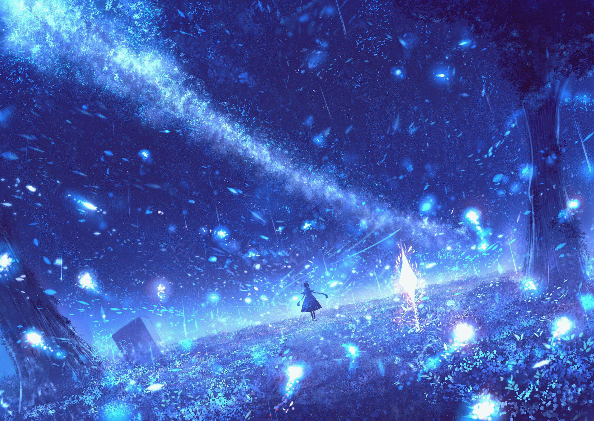 動漫風格的驚豔星系插畫 壁紙 — 一個孤獨的身影走過魔法般的藍色森林，發光的粒子從佈滿宇宙光線的明亮天空中如雨般落下。