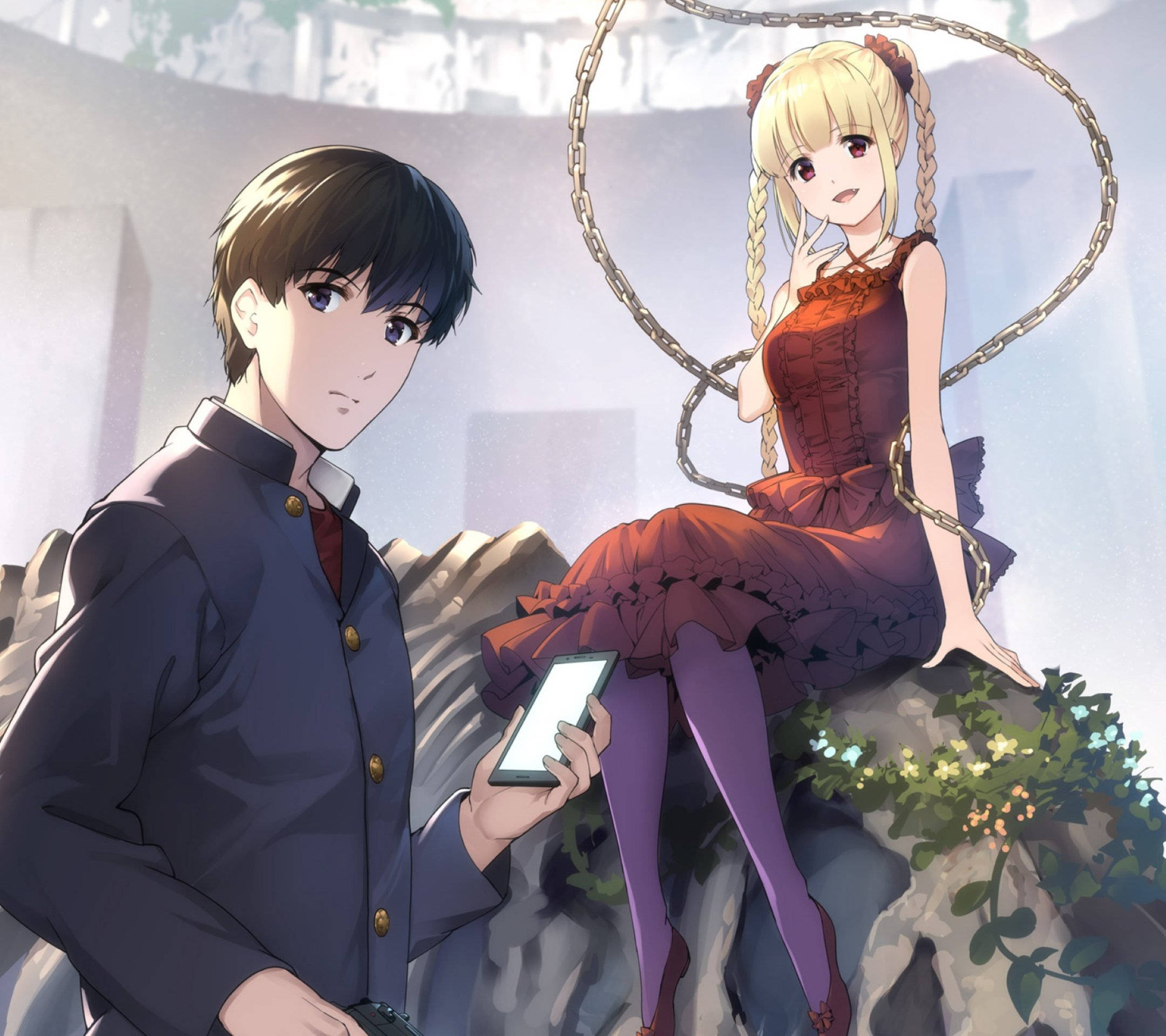 動畫情侶《達爾文遊戲》 壁紙 — 一個穿著校服的男孩拿著手機，而一個被鎖鏈鎖住的金髮女孩穿著紅色連衣裙坐在他旁邊的岩石架上。