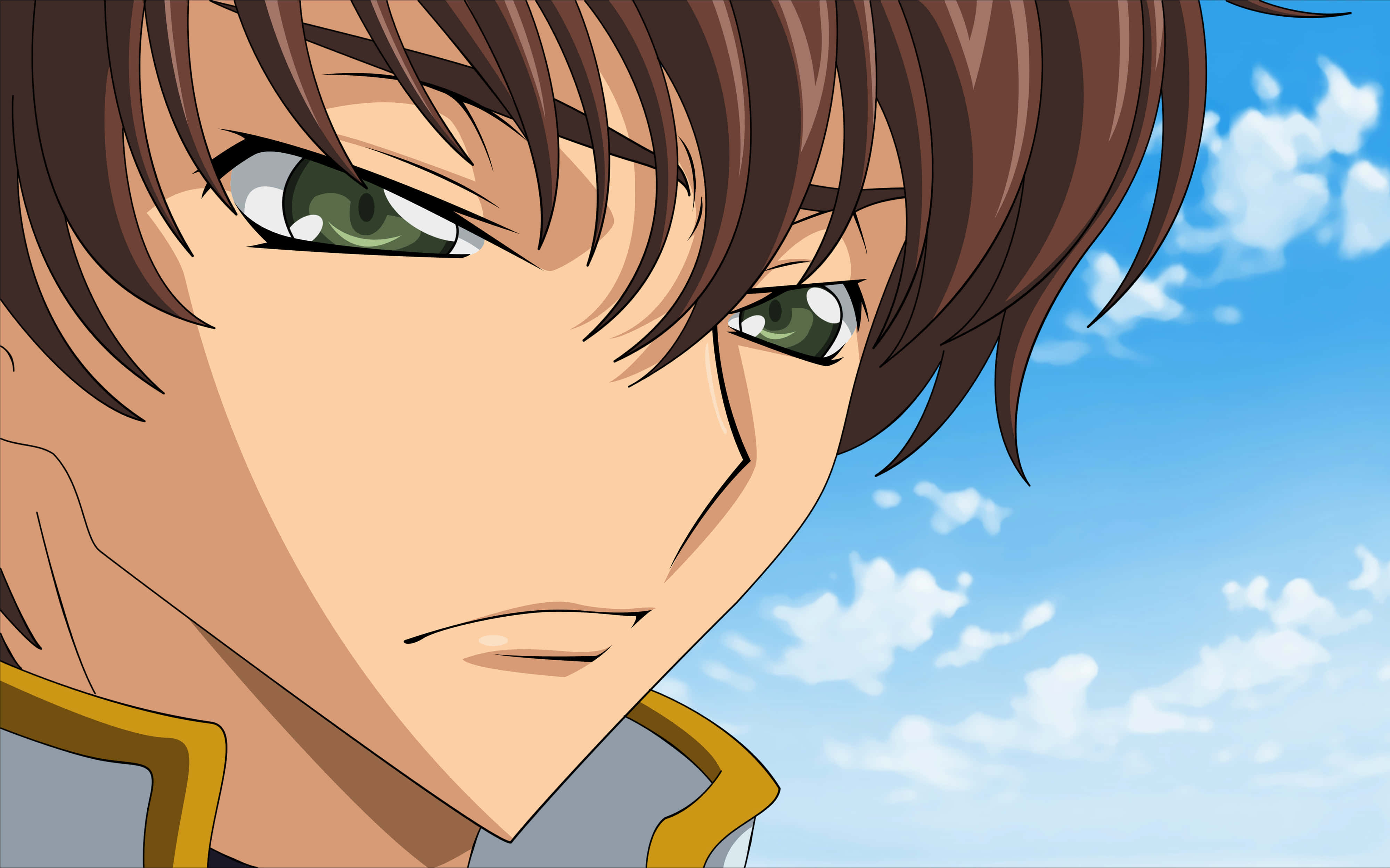 Suzaku Kururugi 桌布 壁紙 — 動畫男性角色特寫，綠色眼睛和棕色頭髮，背景是明亮藍天和蓬鬆白雲。