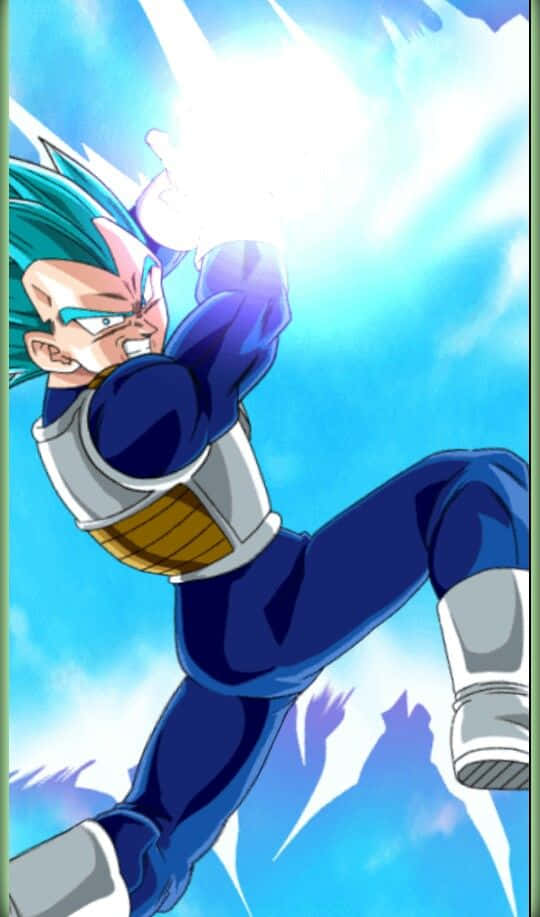 Vegeta Galick Gun 桌布 壁紙 — 動畫角色比達身穿藍色盔甲，在明亮的藍天下釋放出發光的能量爆炸。
