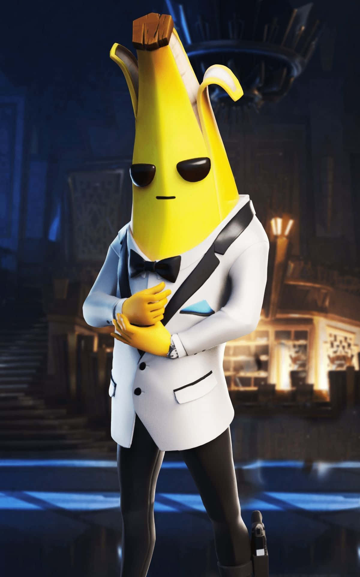 勝利從未如此甜美——《Fortnite》Peely 壁紙 — 一個香蕉角色穿著白色燕尾服，自信地站在一個昏暗、帶有藍色發光裝飾的未來風格休息室中。