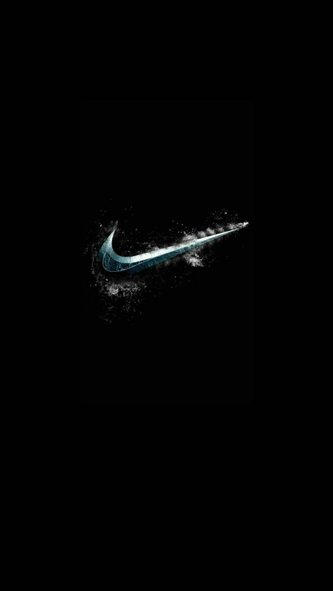 勾形標誌圖形藝術 壁紙 — 一個發光的藍色Nike剔號從白色粒子爆發中浮現，背景為純黑色。