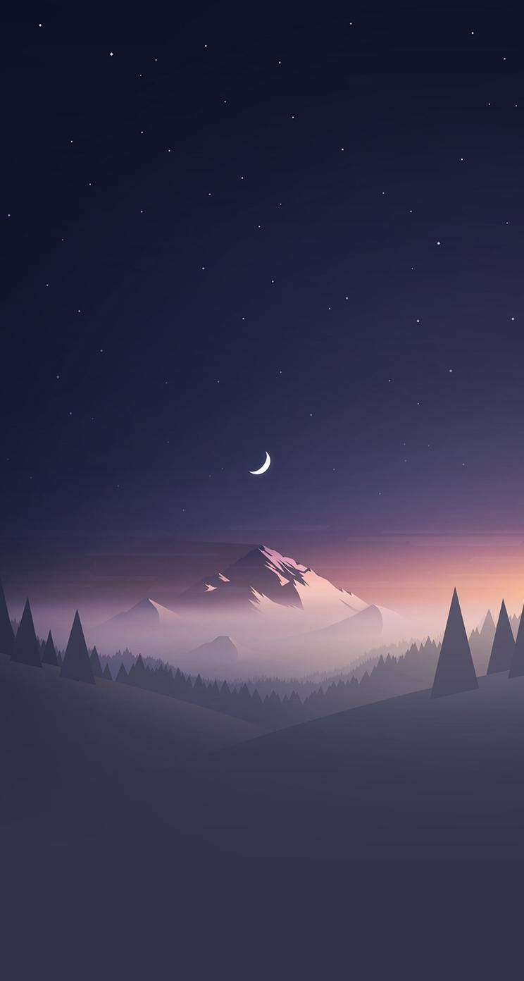 半彎月山景 iPhone SE 壁紙 — 寧靜的夜景，新月和星星在積雪的山脈和松樹之上，背景是漸變的紫色天空。