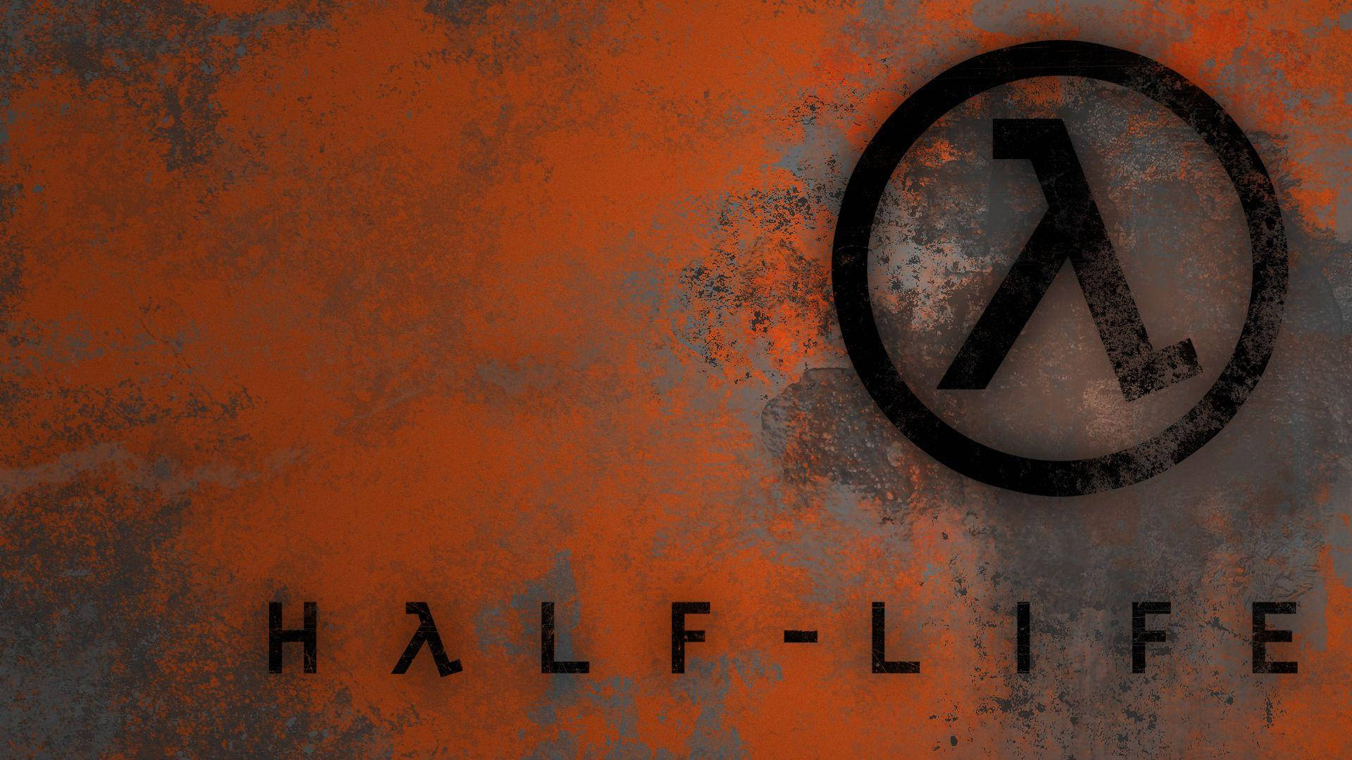 半衰期標誌鏽蝕牆面 壁紙 — Half-Life 標誌以粗糙黑色呈現，背景為紋理橙色和灰色，帶有破舊字體。