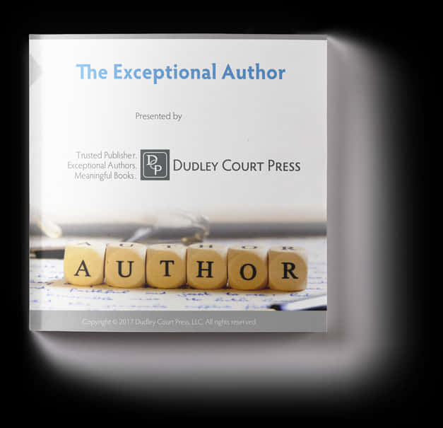 卓越作家書籍發表 壁紙 — 一本名為《The Exceptional Author》的書本封面，手寫手稿頁面上有木製字母方塊拼出 AUTHOR。