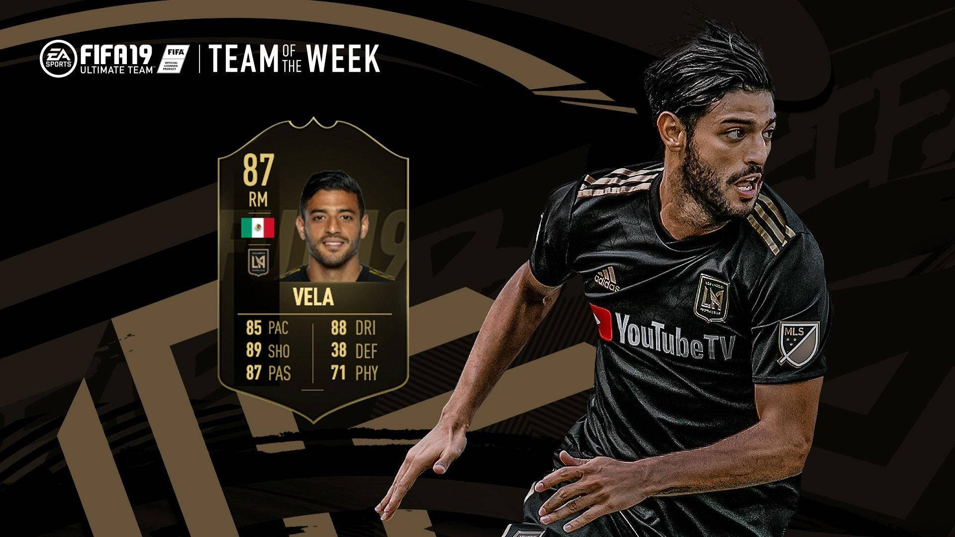 卡洛斯·維拉FIFA 19數據 壁紙 — 一張動態的FIFA 19 Ultimate Team球員卡， featuring 足球明星維拉穿著黑色球衣，背景為深色抽象圖案。