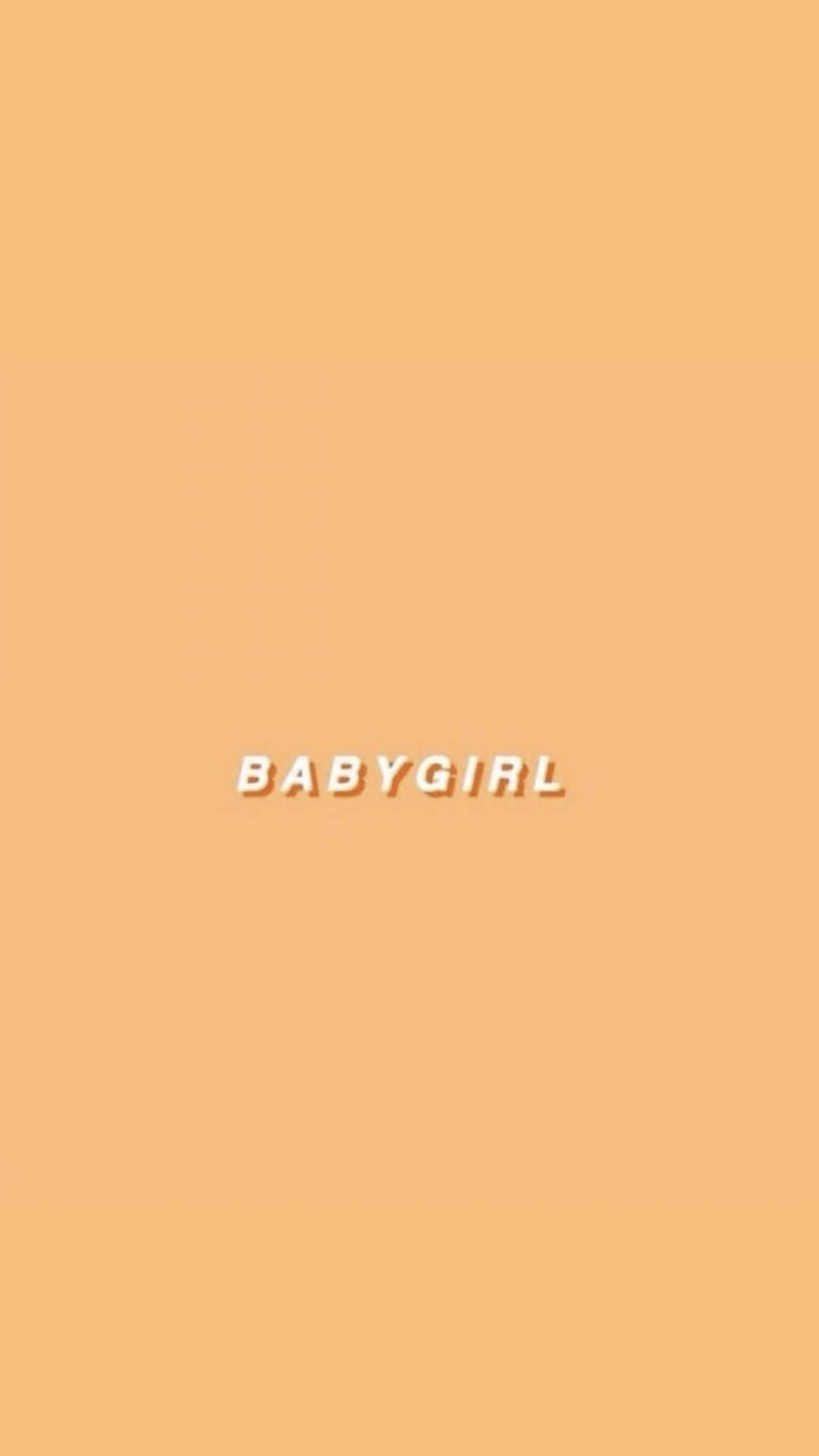 蜜桃色背景，中央有白色3D文字寫著BABYGIRL。