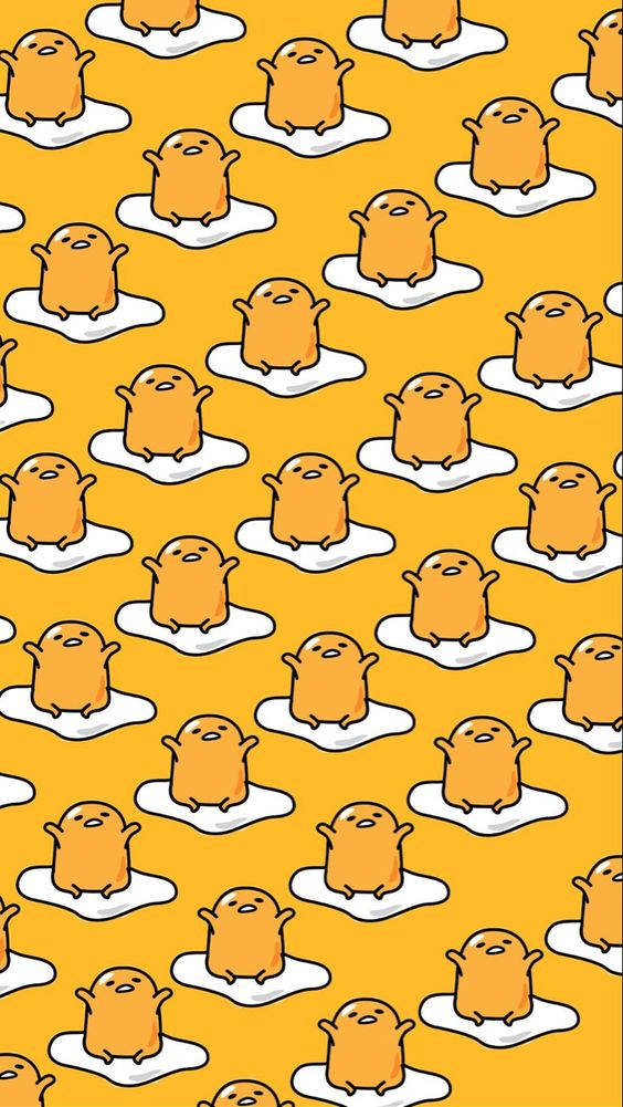 可愛Gudetama美學圖案 壁紙 — 可愛的橙色 Gudetama 角色在白色雲朵上休憩的重複圖案，背景為鮮黃色。