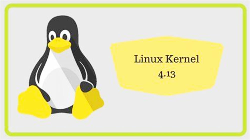 可愛企鵝象徵Linux核心 壁紙 — 一隻黑白企鵝的平面設計插圖，有黃色腳和喙，拿著一個黃色對話框，上面寫著 Linux Kernel 4.13。
