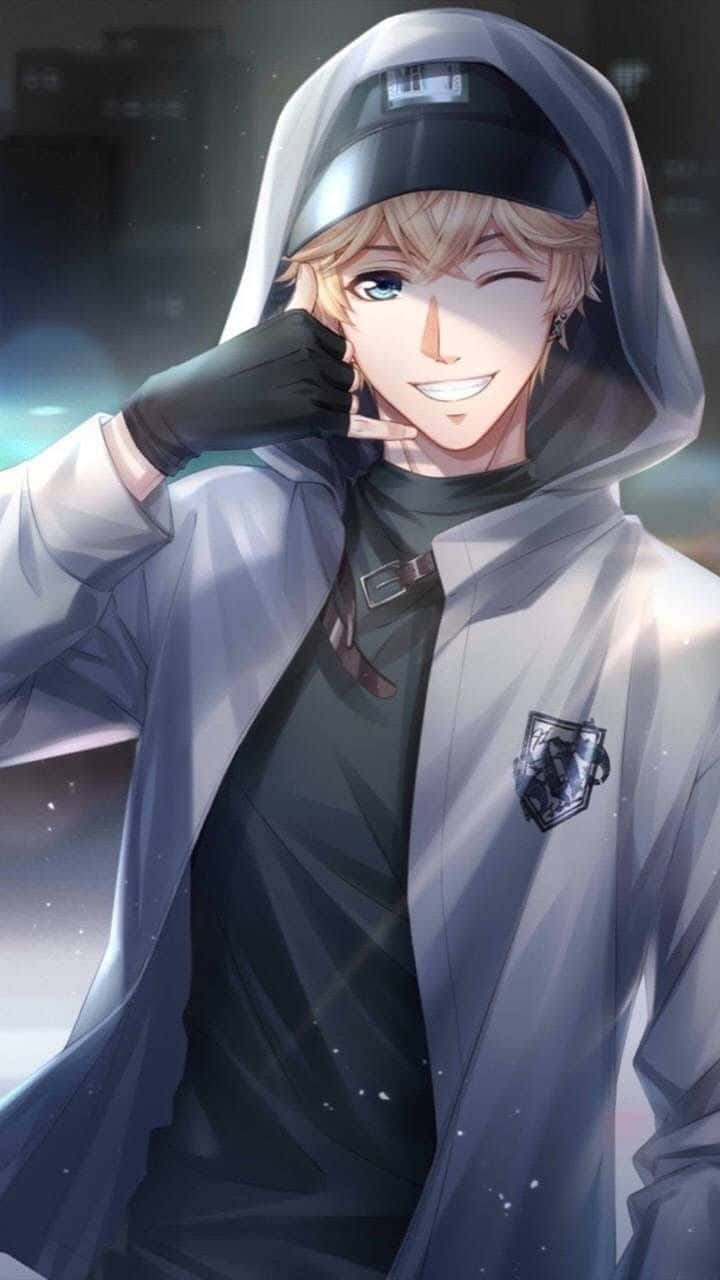 可愛動漫男孩向觀眾眨眼 壁紙 — 一個穿著灰色連帽衫的開朗動畫男孩，在發光的城市背景下，一邊眨眼一邊把手放在耳邊。