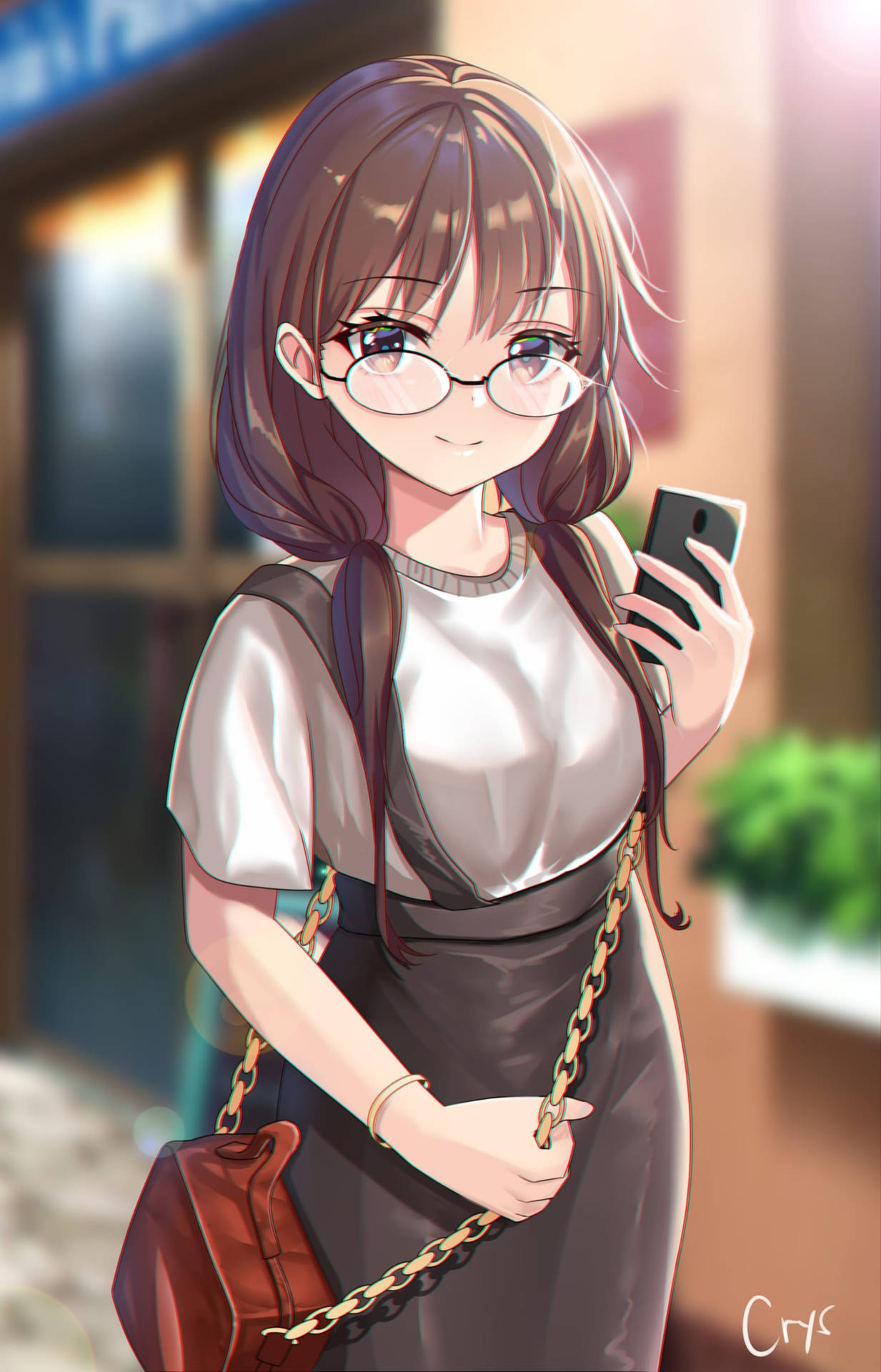 戴眼鏡的動畫女孩拿著電話並在城市街道上攜帶錢包。
