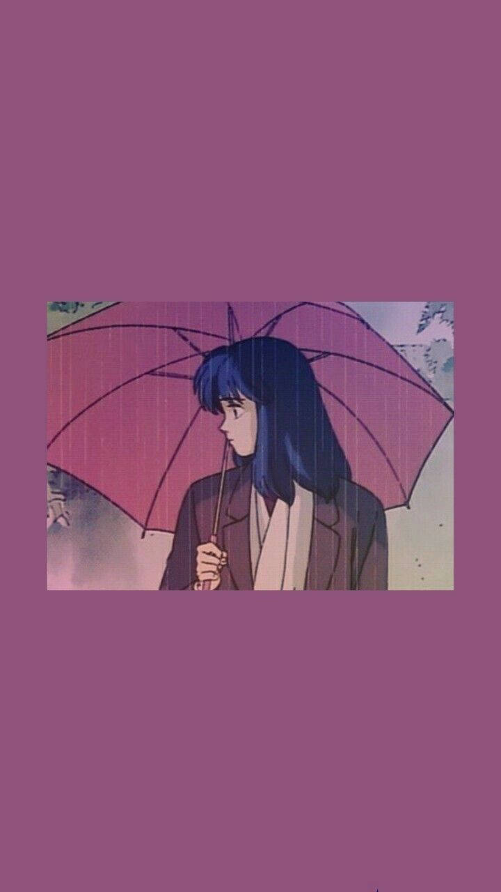 藍色頭髮的動漫女孩在雨中撐著粉紅色雨傘。