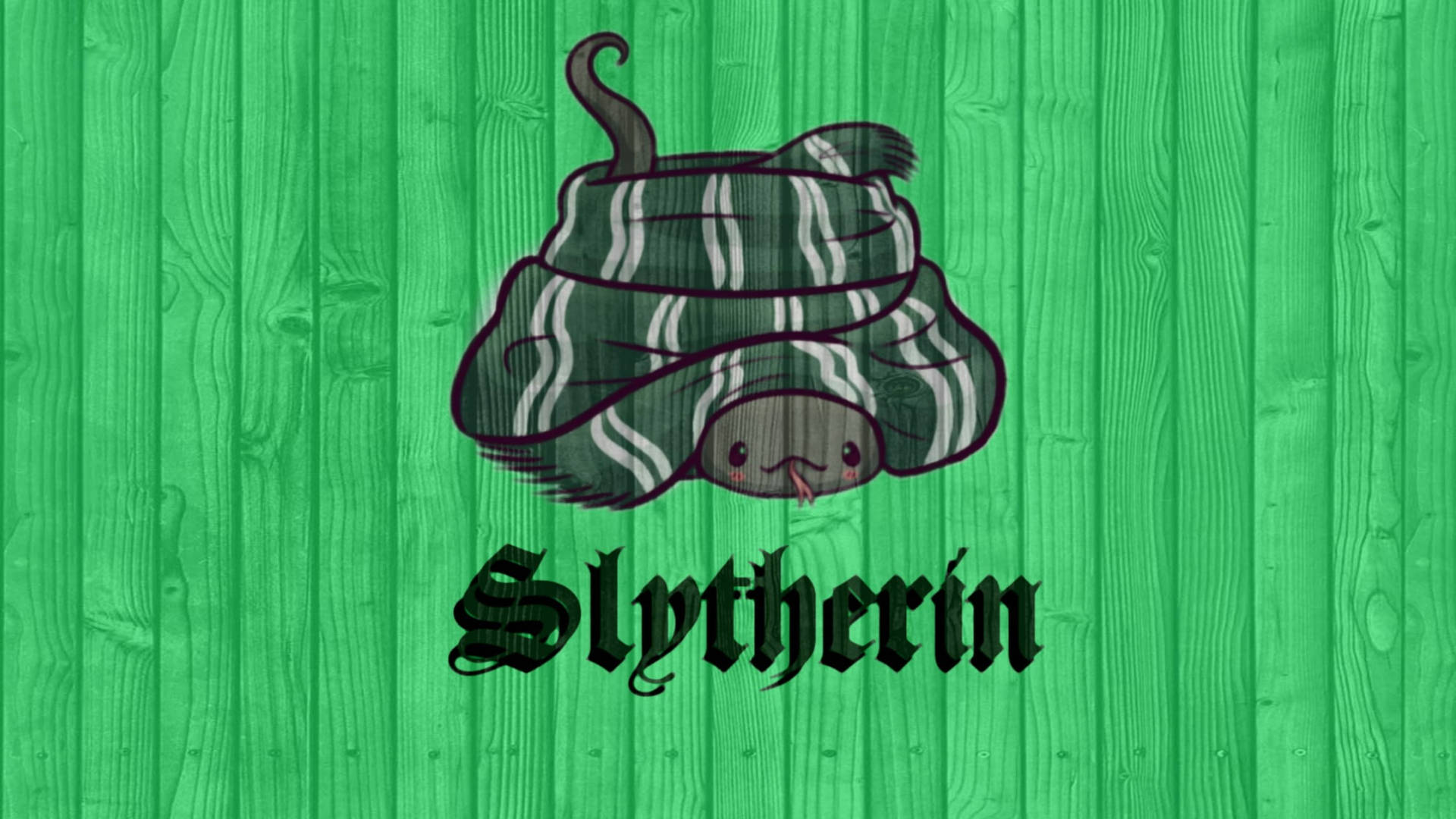 一條卡通蛇戴著條紋圍巾，在綠色木頭上，附有Slytherin文字。