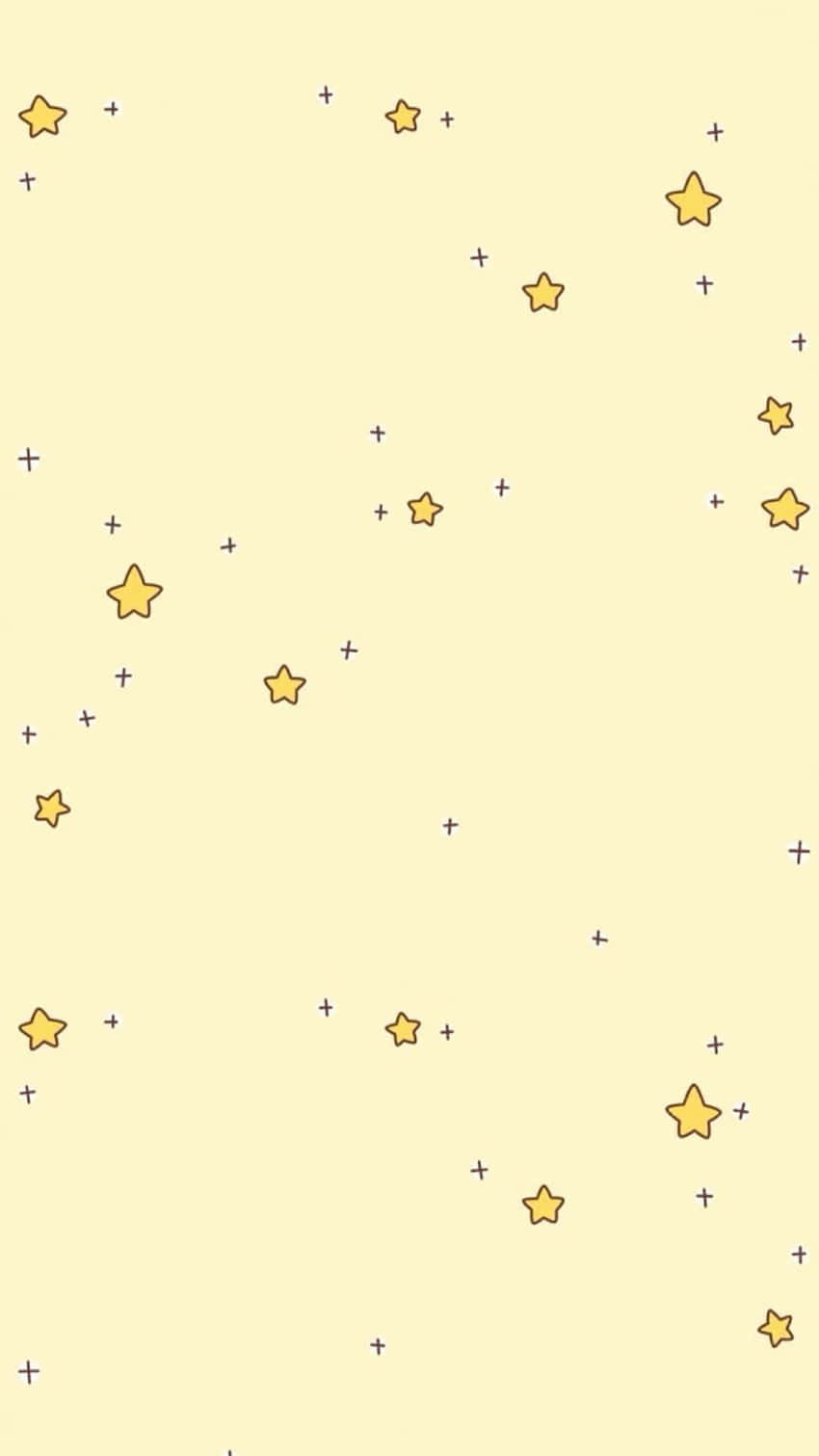 可愛淡黃色小星星 壁紙 — 柔軟嘅黃色背景點綴住金色星星同細小紫色加號，營造出一個異想天開嘅天體圖案。
