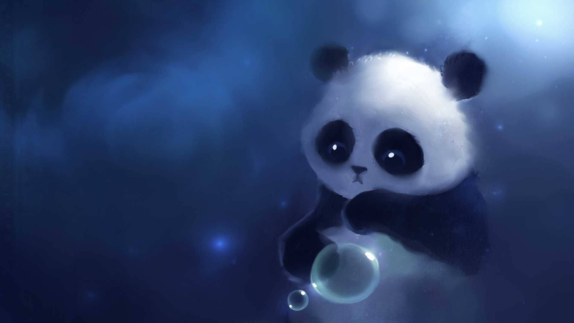 可愛熊貓卡通動物畫 壁紙 — 一隻可愛的熊貓輕輕漂浮在夢幻般的藍色薄霧中，手持一個發光的泡泡，周圍有柔和的光粒子旋轉。
