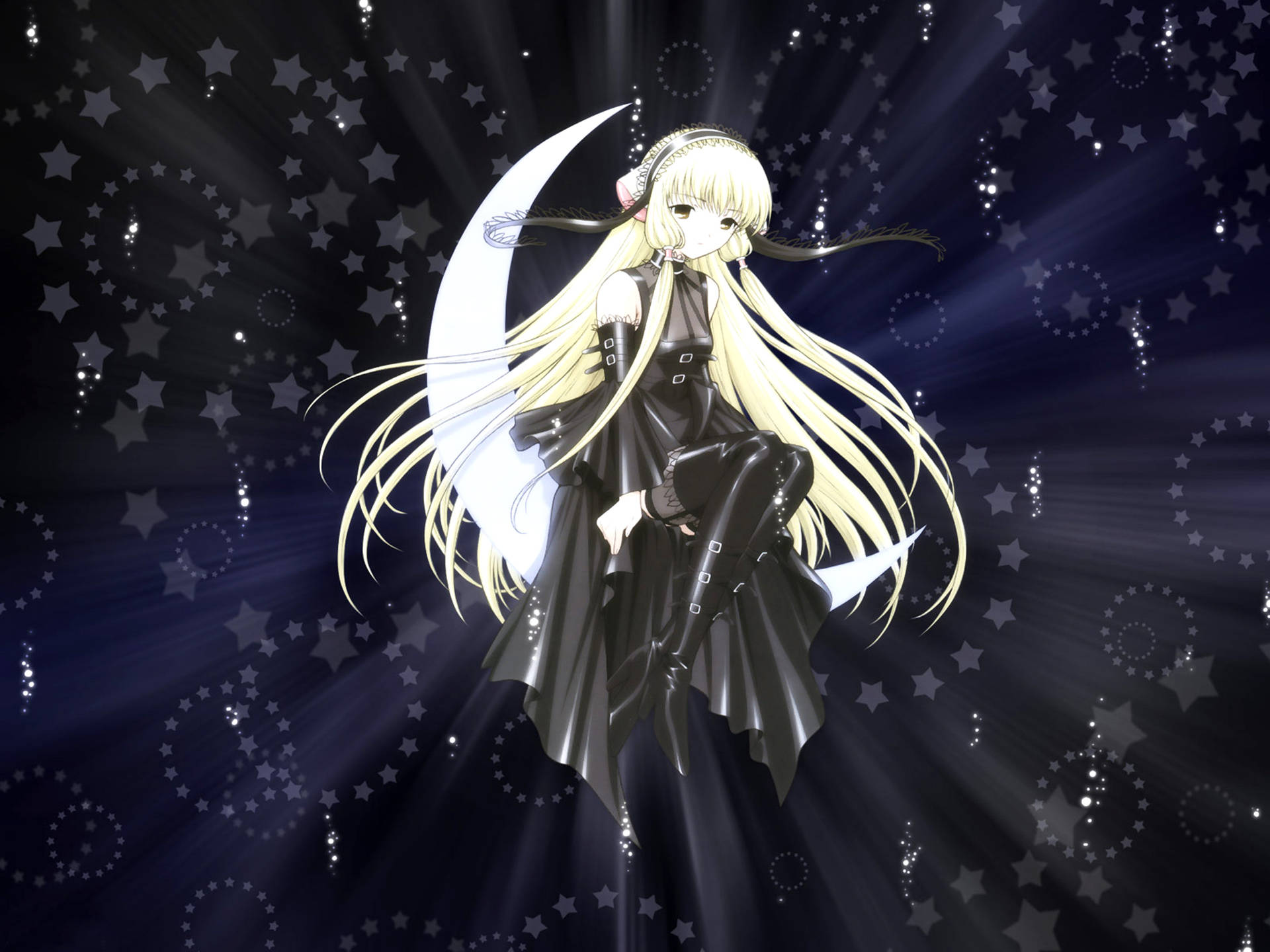 金髮動漫女孩穿著黑色皮革，坐在繁星點點夜空中的新月上。