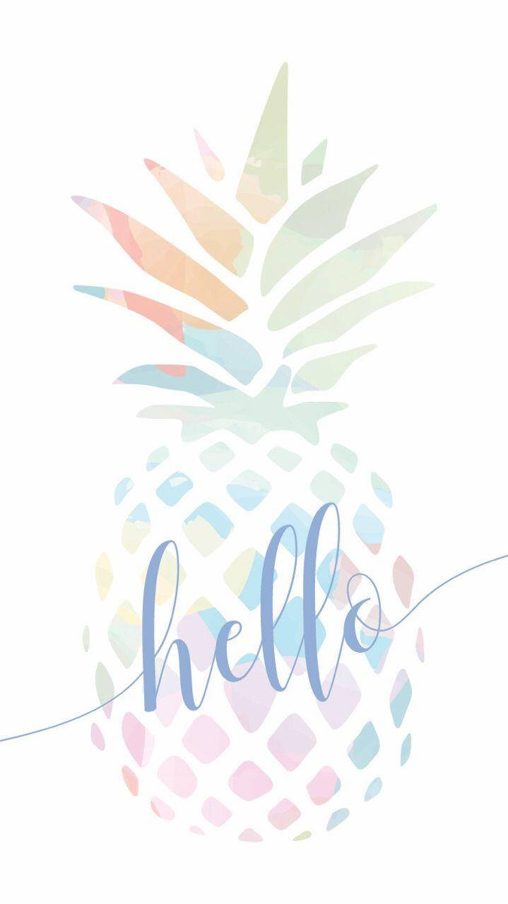 可愛菠蘿 Pastel 風「Hello」圖案 壁紙 — 一個粉彩水彩鳳梨，上面有草書的hello字樣橫跨其身體，背景為白色。