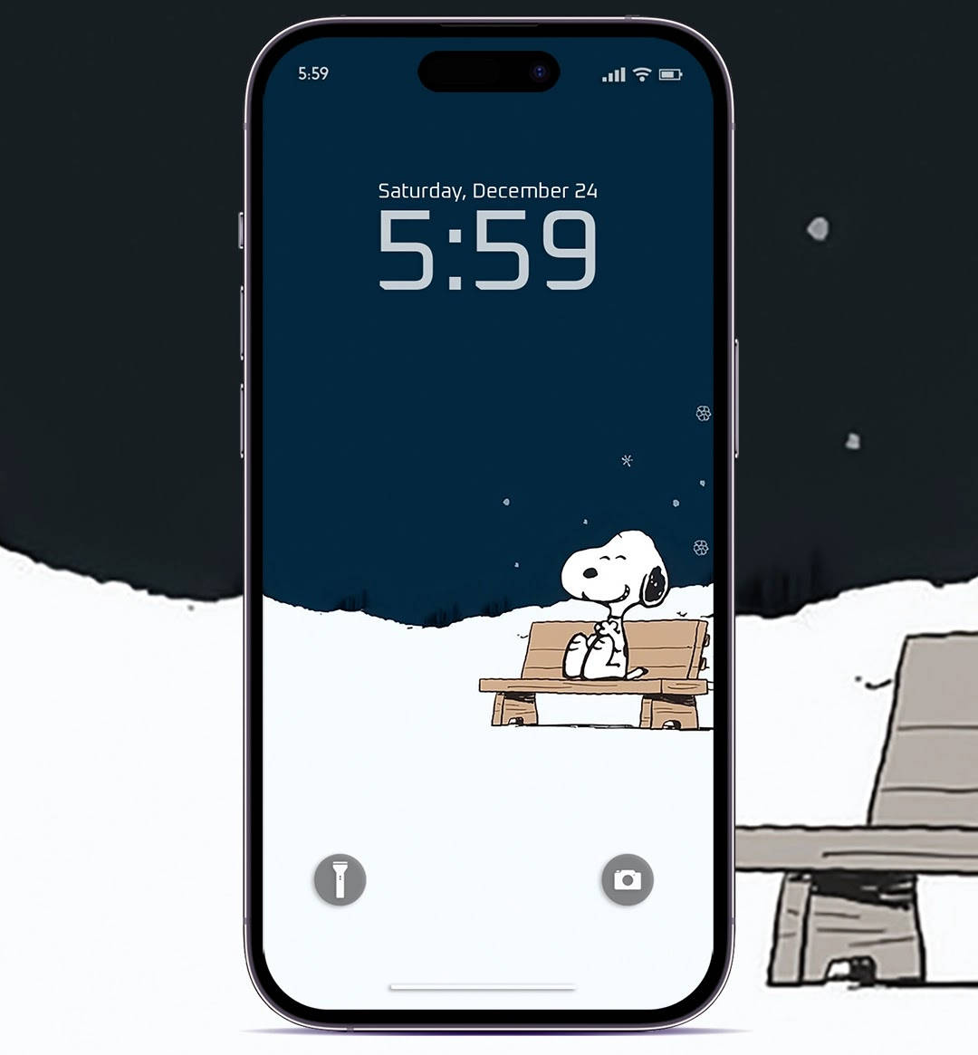 史努比坐在雪地長椅上，在星星下作為手機鎖屏。