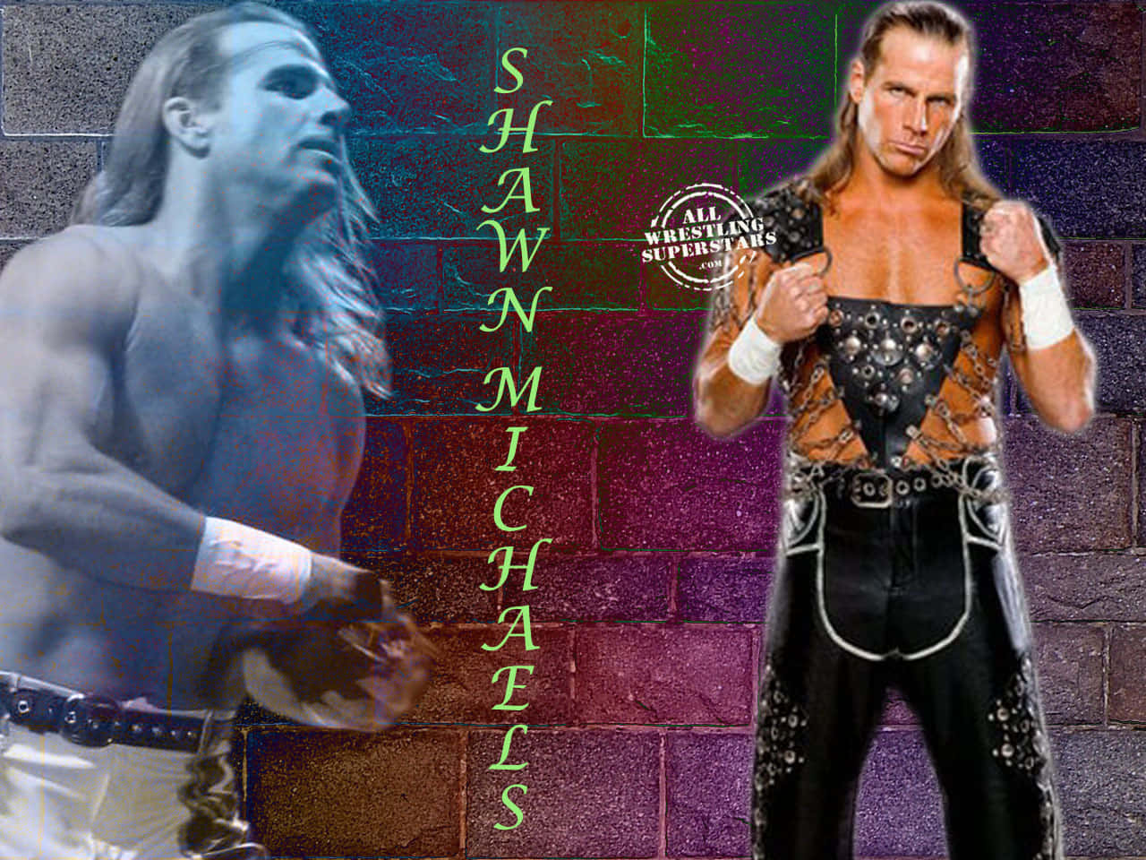 摔角手 Shawn Michaels 以兩個姿勢在色彩繽紛的磚牆前，並顯示他的名字。