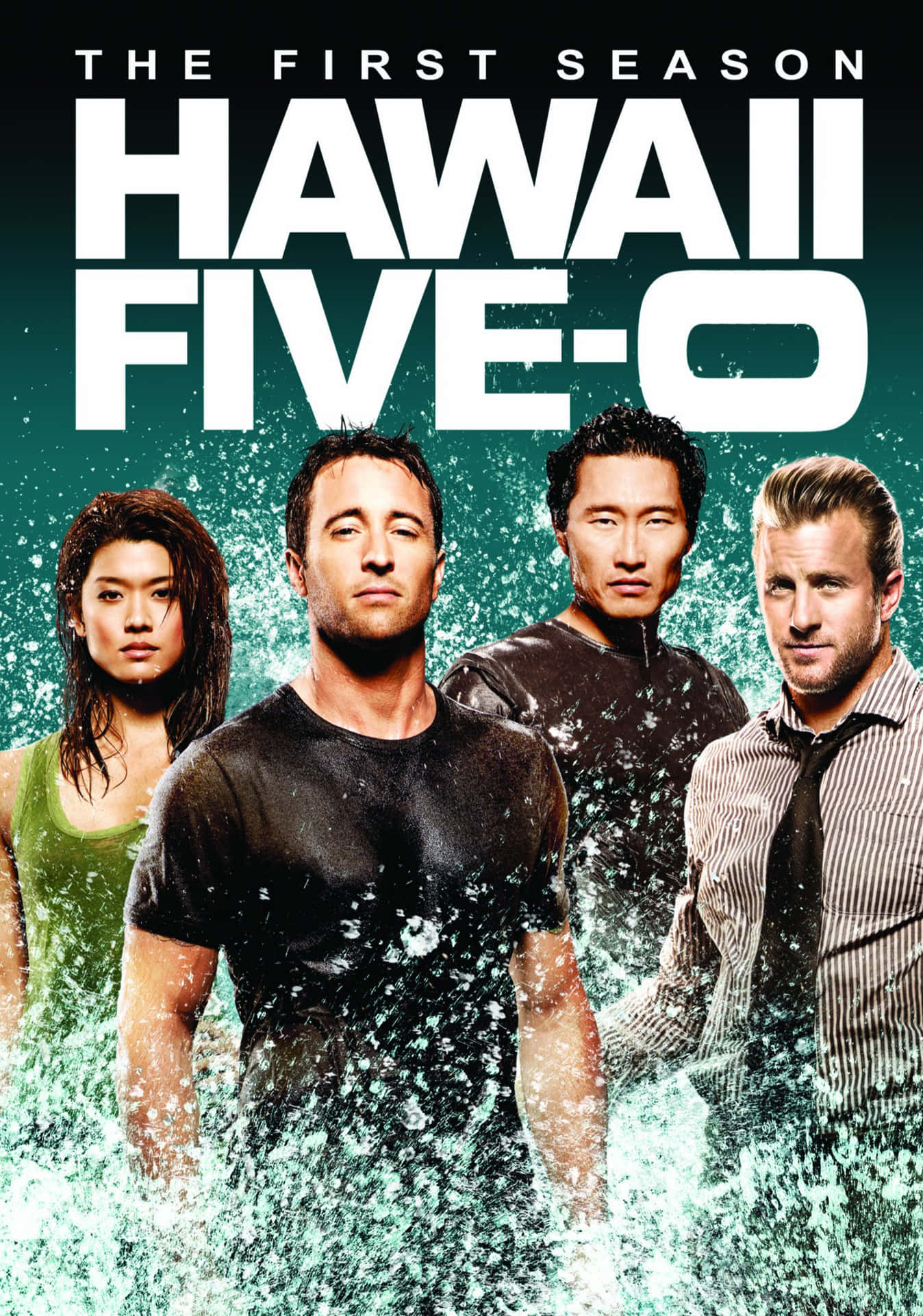 四位電視演員在水中，帶有Hawaii Five-0標題