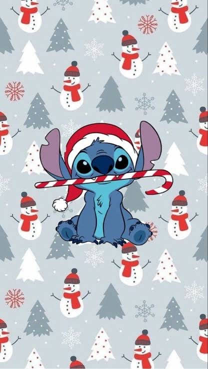 史迪仔戴聖誕帽拎拐杖糖，有雪人同樹