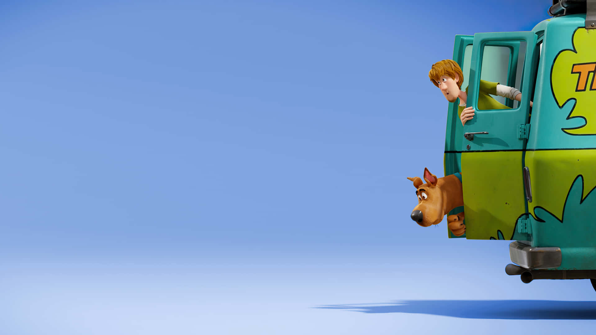 Shaggy 和 Scooby Doo 在 Mystery Machine 中向前看。