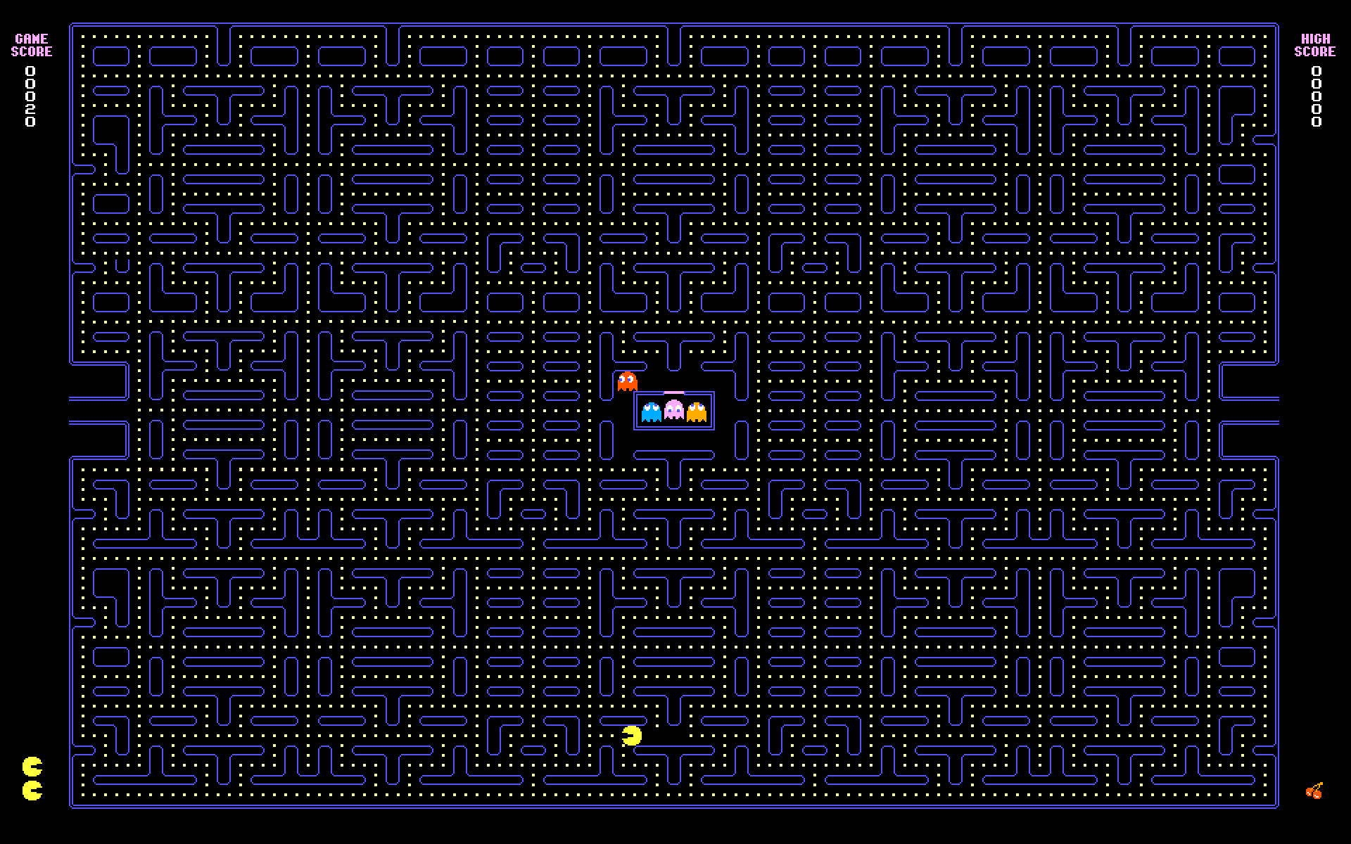 Pacman 遊戲畫面，迷宮和鬼魂以像素風格呈現。