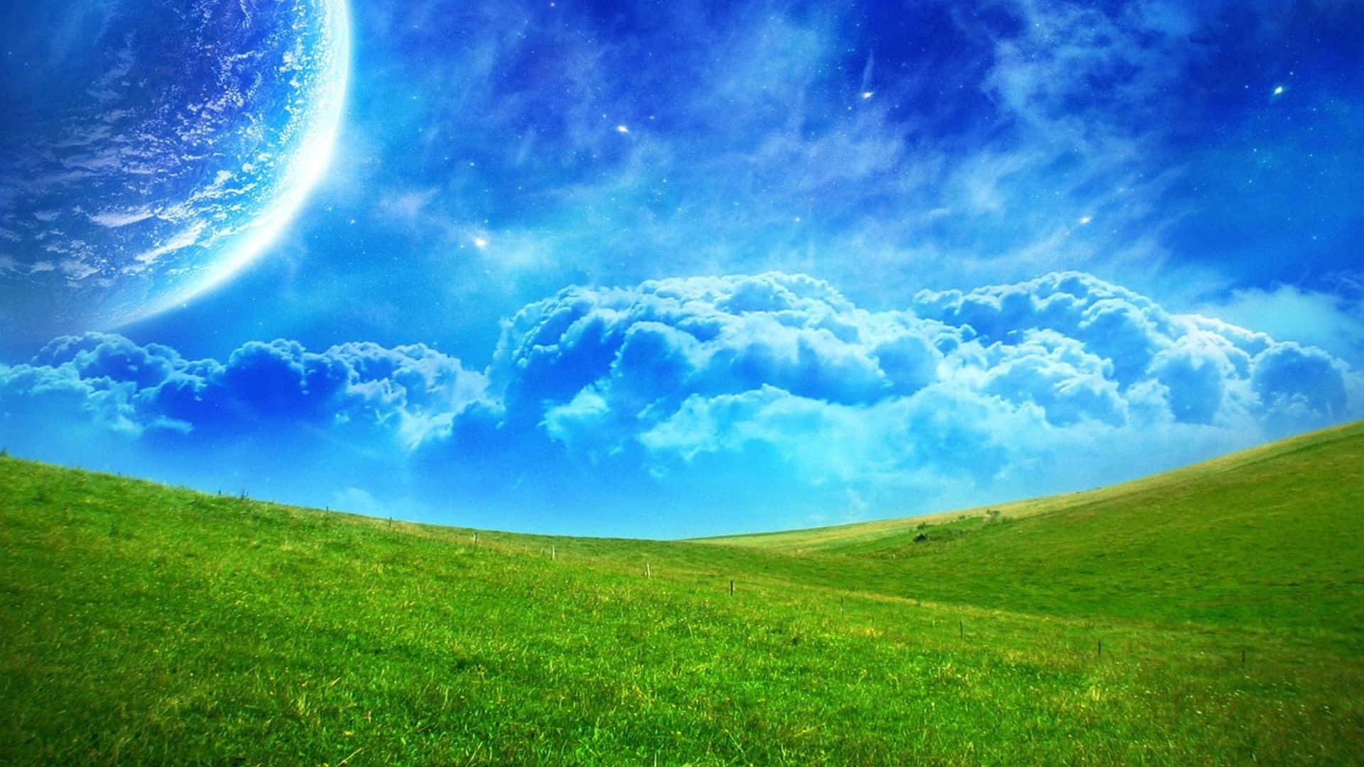 吸睛多彩全高清背景 壁紙 — 一片充滿活力的綠色草山丘在廣闊的藍天下延伸，天空佈滿蓬鬆的雲朵和一顆發光的彎曲行星。