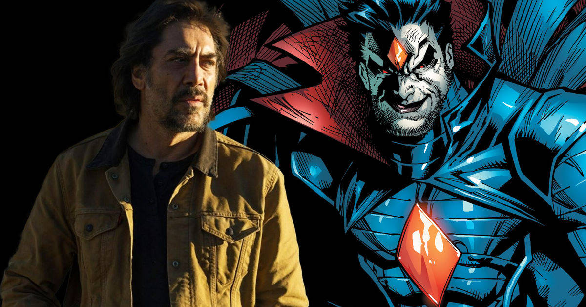 哈維爾·巴登飾演 Mister Sinister 壁紙 — 一名身穿淺褐色外套的男子站在一個身穿藍色盔甲、紅色寶石眼睛的漫畫反派旁邊，背景為黑色。