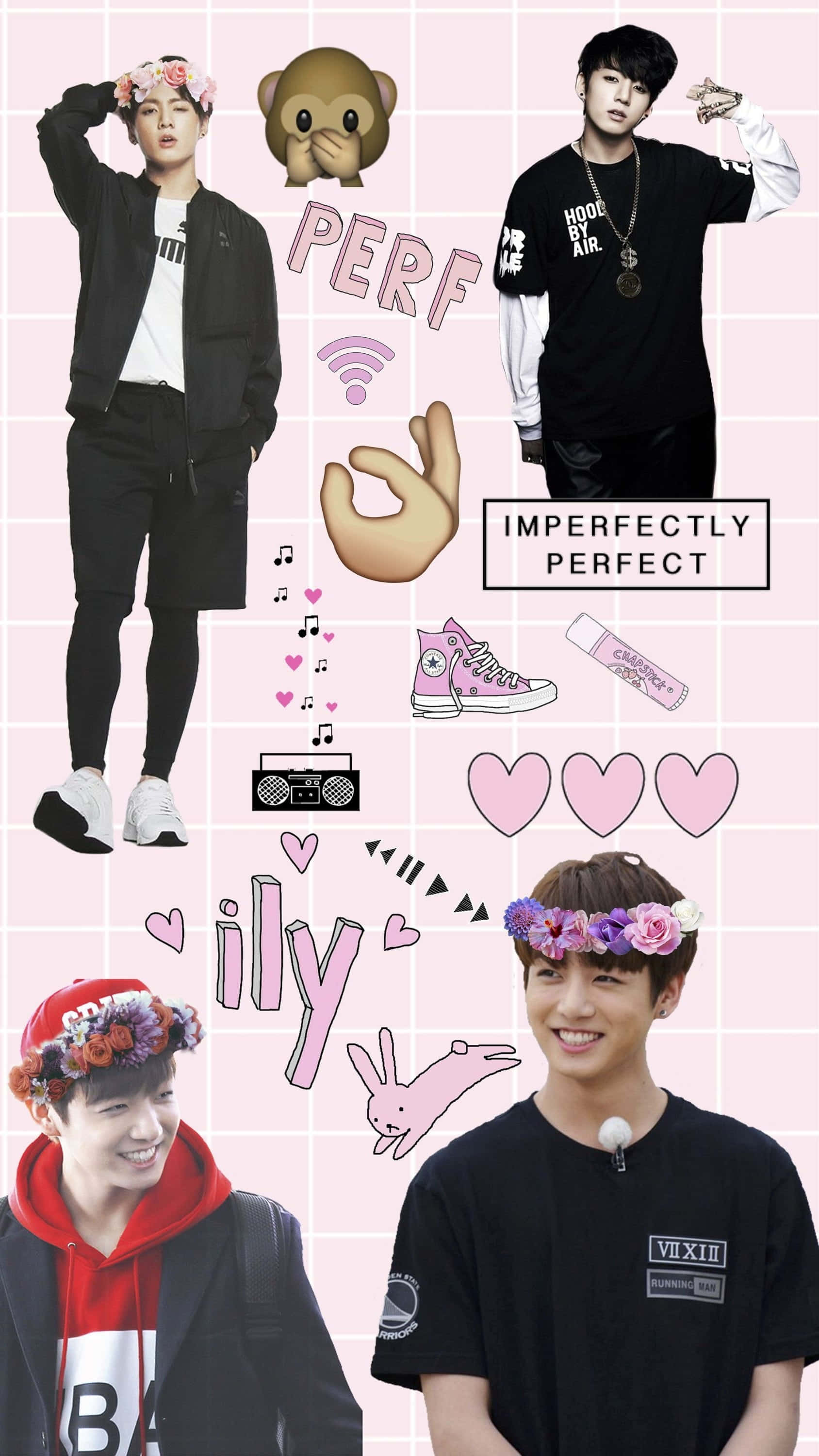 Aesthetic Korean 桌布 壁紙 — 四位身穿休閒服裝的年輕男性在粉紅色網格背景前擺姿勢，背景上有俏皮的塗鴉和心形圖案。