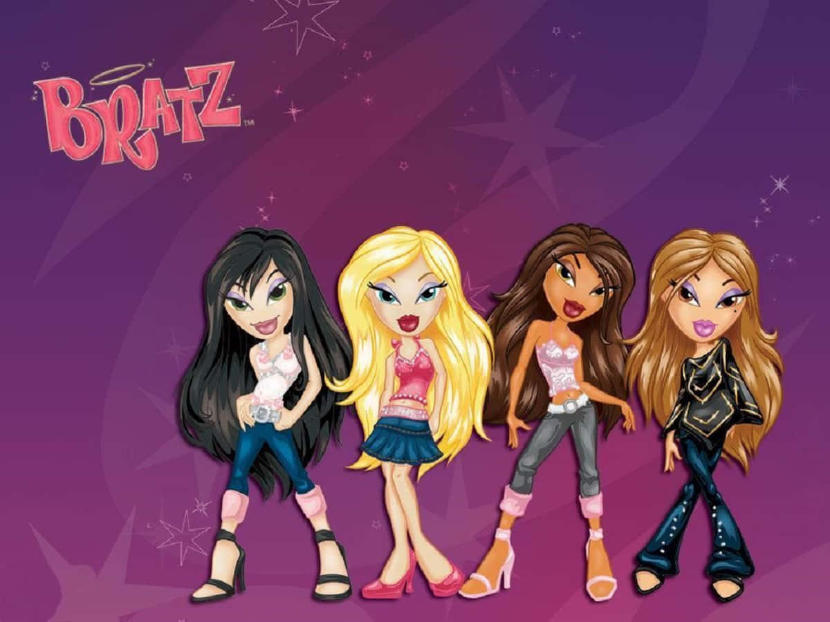 貝茲娃娃 桌布 壁紙 — 四個風格化的 Bratz 公仔在閃爍的紫色星空背景前自信地擺姿勢，並帶有品牌標誌。