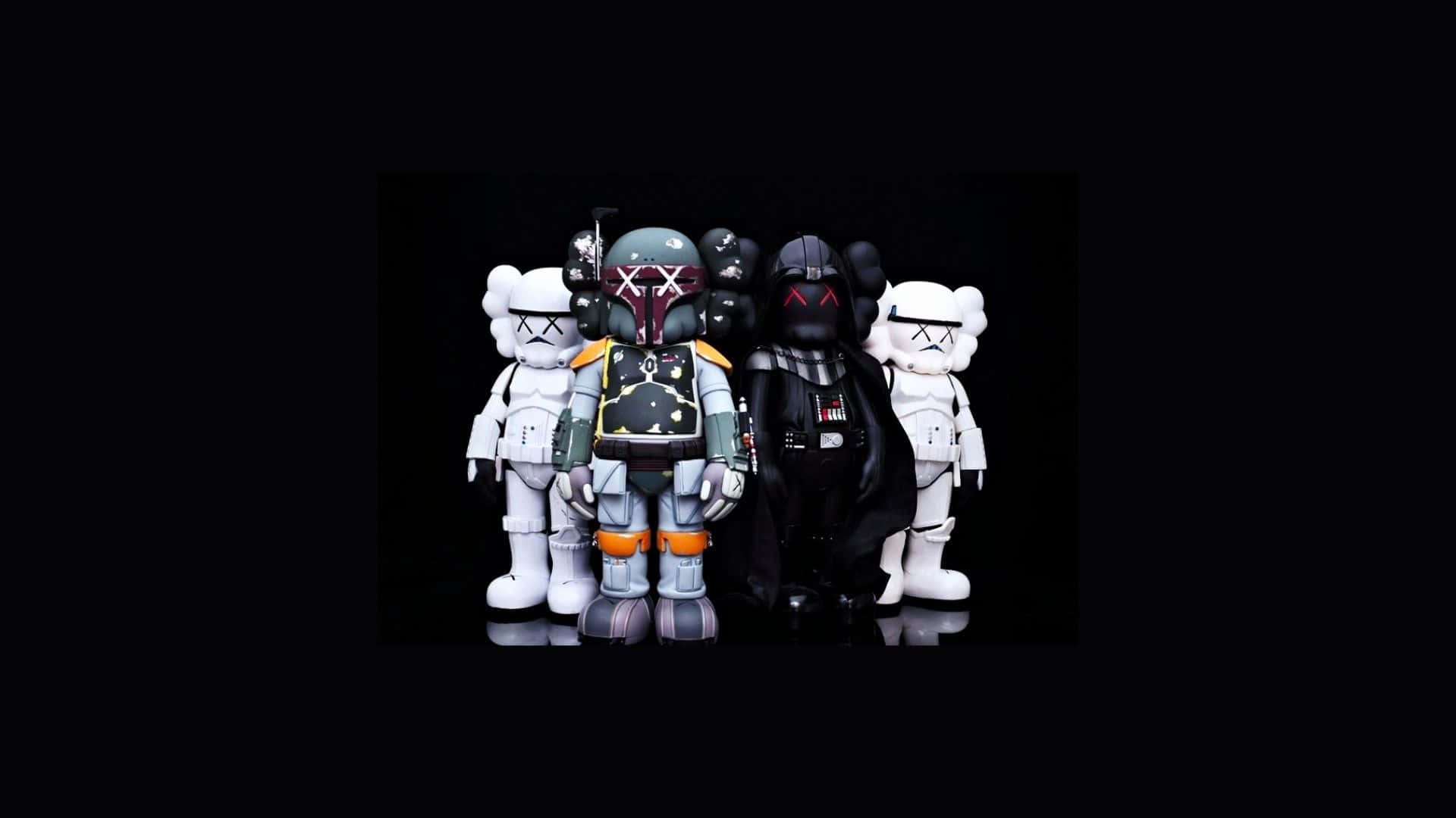 Kaws Figures 桌布 壁紙 — 四個風格化的星球大戰人物，包括波巴·費特和達斯·維達，排成一排站在黑色背景前。